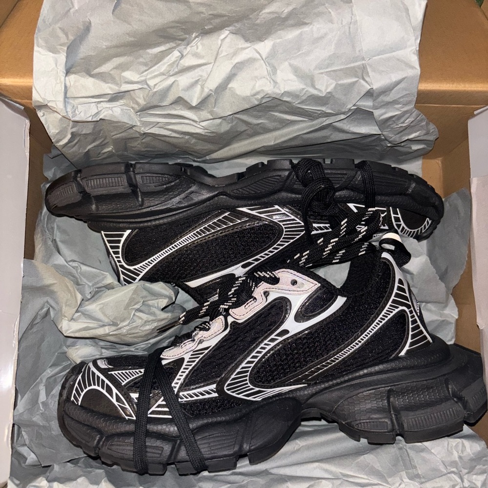 Balenciaga 3XL Sneaker - Picture 6 of 8